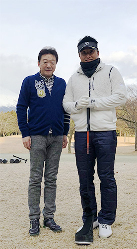 コルムがスポンサーを務める芹沢 信雄率いる“SERIZAWA CUP”に出場のプロと撮影