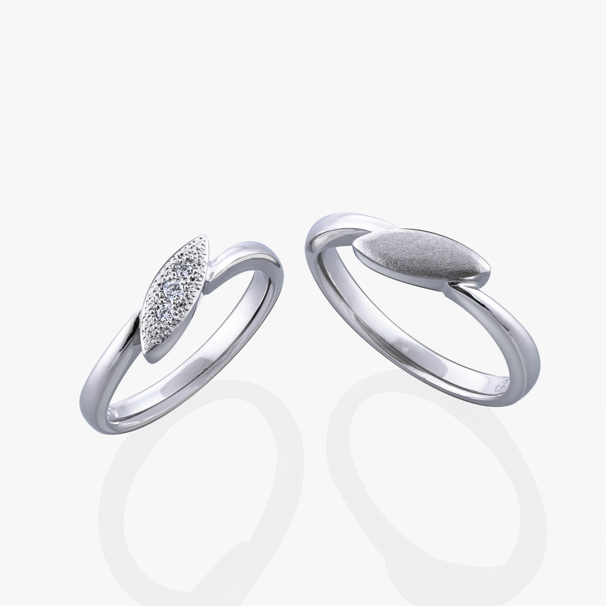 ダイヤモンドのリングと婚約指輪 04