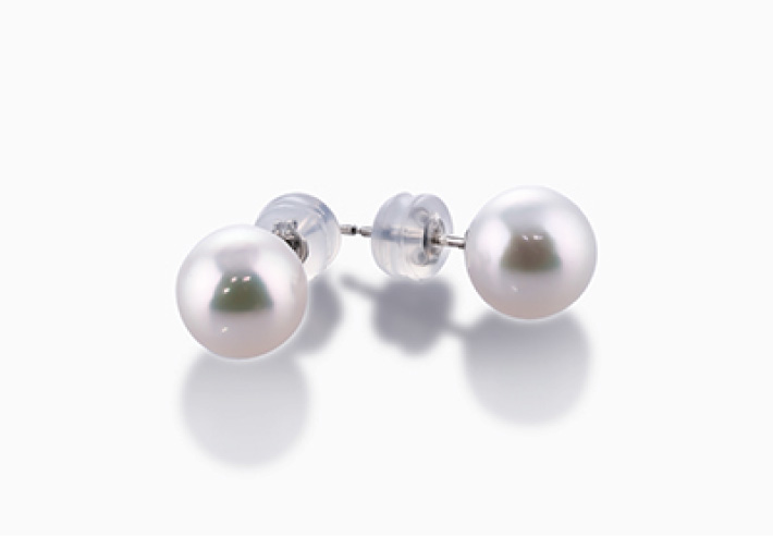 パールピアス　68,000円