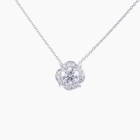 「世界で最も美しいダイヤモンド」と称されるラザールダイヤモンド1.08ct、Hカラー、VVS2という品質と、ラザールならではのグッドメイクなカットにより最高の輝きを解き放ち、花びらのような立体的造形ペンダントネックレス 04