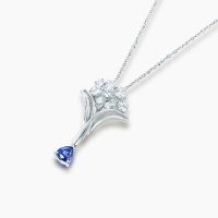 0.85ctのブルーサファイアと合計1.14ctダイヤモンドを贅沢にあしらった圧倒的な存在感のペンダント 04